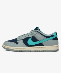 Nike Dunk Low Retro PRM